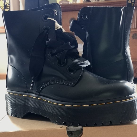 Dr Martens Molly size 11 - Picture 1 of 2